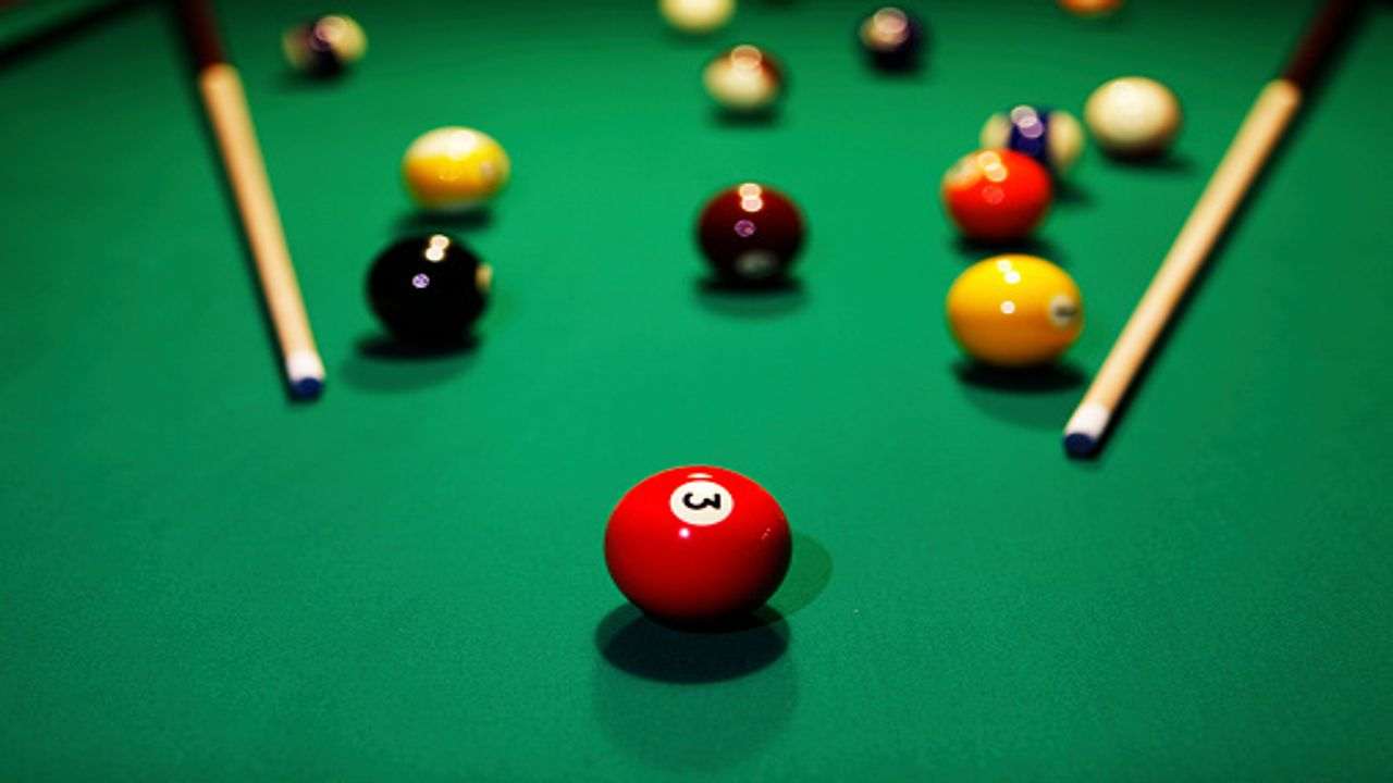 Mini billiards table Benefits and Features in 2022